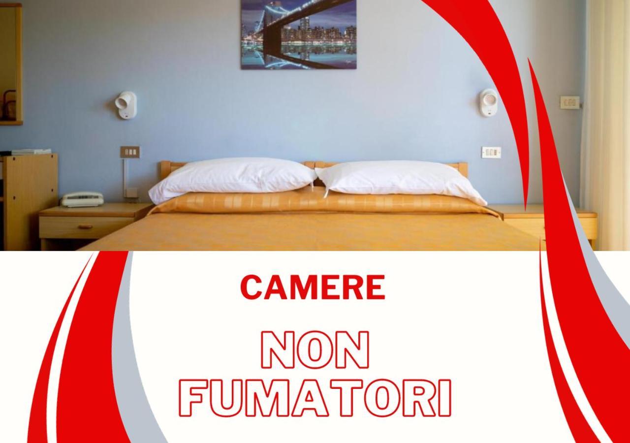 Hotel Quattropalme Tortoreto Eksteriør bilde